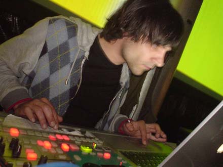 funkstorung vs eavesdropper live